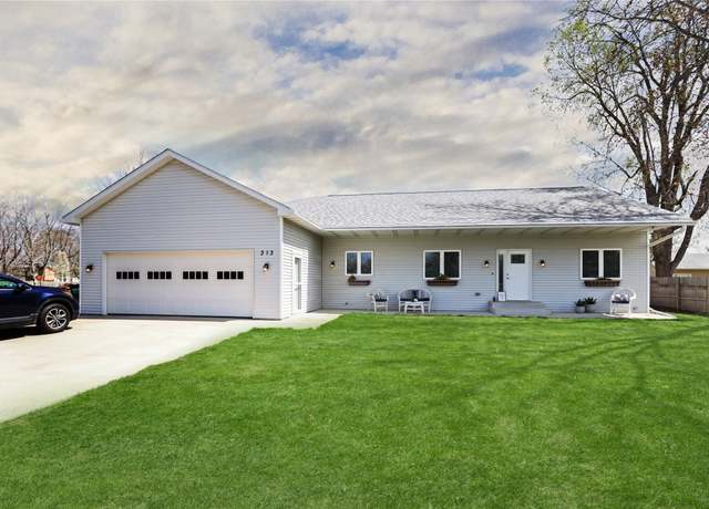 Property at 313 NE Ewing St, Grimes, IA 50111, 4 beds, 3.5 baths
