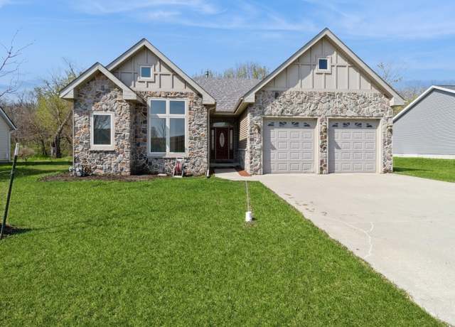 Property at 203 Northfield Dr, Kellogg, IA 50135, 4 beds, 3 baths