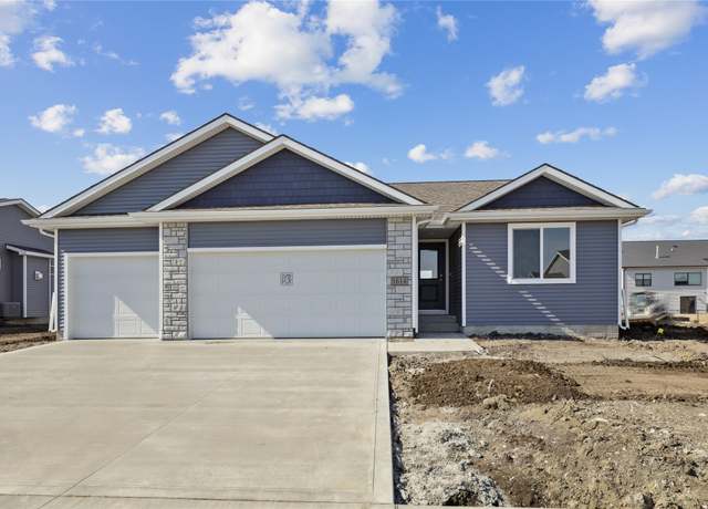 Property at 1614 NW Benjamin Dr, Ankeny, IA 50023, 3 beds, 2 baths