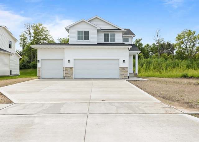 Property at 570 NW Georgetown Dr, Waukee, IA 50263, 3 beds, 2.5 baths