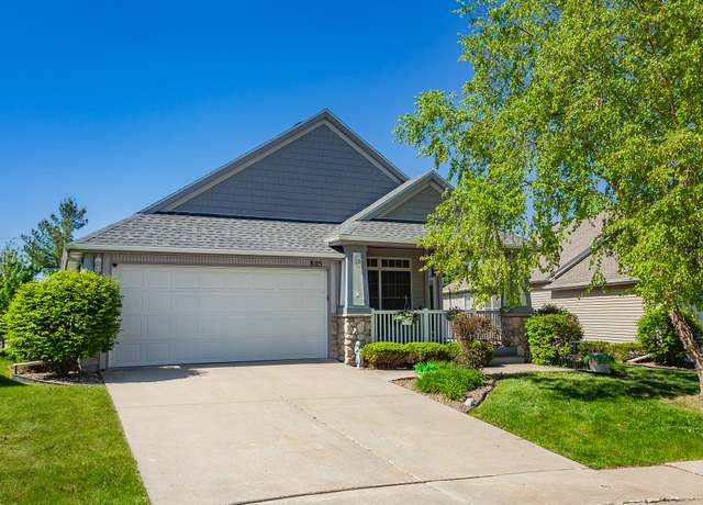 Property at 805 NE Rosewood Ln, Ankeny, IA 50021, 3 beds, 2.5 baths