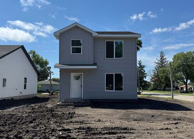 Property at 108 3rd Ave, Slater, IA 50244, 3 beds, 2.5 baths