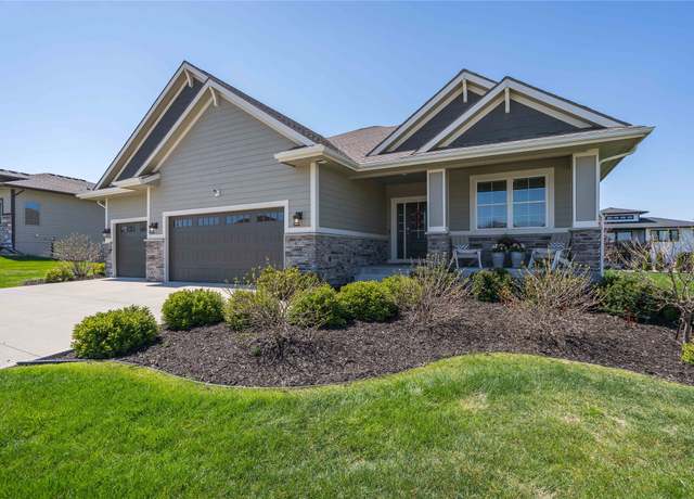 Property at 3870 Wildwood Ct, Waukee, IA 50263, 5 beds, 3 baths