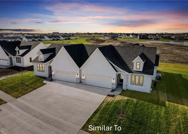 Property at 1525 Hazel St, Pella, IA 50219, 4 beds, 3 baths