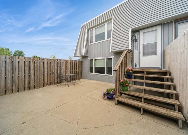 Property at 6750 School St #1016, Windsor Heights, IA 50324, 2 beds, 2 baths