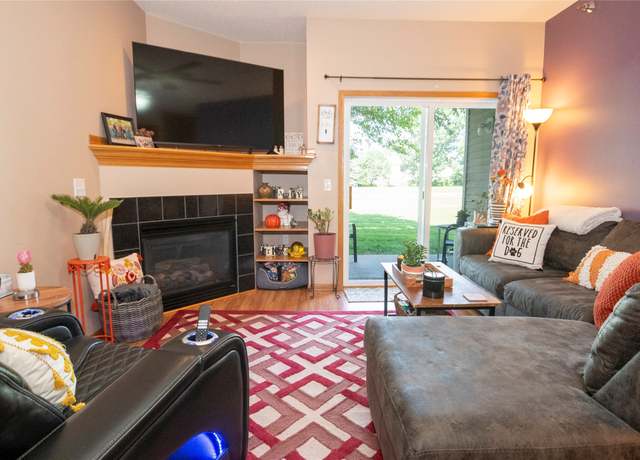 Property at 8601 Westown Pkwy #17109, West Des Moines, IA 50266, 3 beds, 2 baths