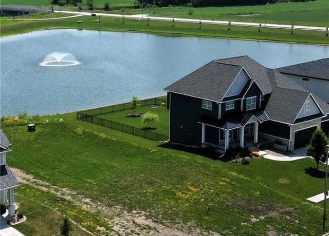 Property at 1456 S 100th St, West Des Moines, IA 50266