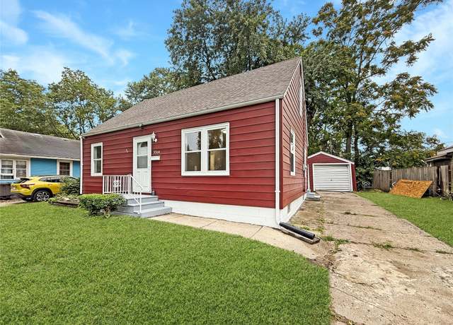 Property at 3314 Columbia St, Des Moines, IA 50313, 4 beds, 1 bath