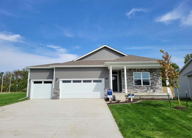 Property at 609 Meadows Ct, Polk City, IA 50226, 4 beds, 3 baths