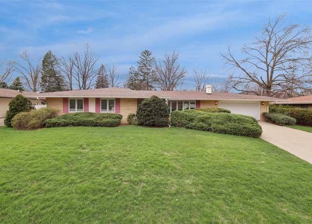 Property at 3106 Mary Lynn Dr, Urbandale, IA 50322, 5 beds, 4.5 baths