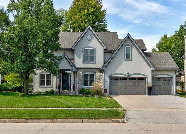 Property at 1914 NE Northbrook Dr, Ankeny, IA 50021, 4 beds, 4 baths