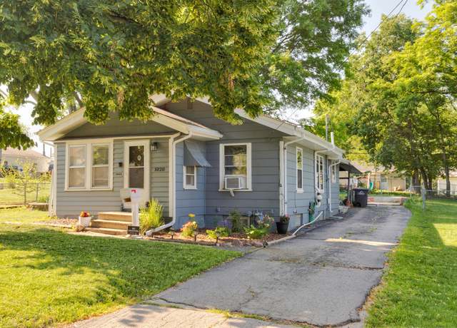 Property at 1020 Bundy St, Des Moines, IA 50315, 1 bed, 1 bath