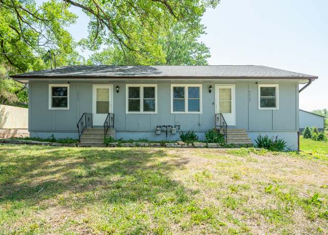 Property at 5515 & 5517 NE 1st St, Des Moines, IA 50313, 2 beds, 1 bath
