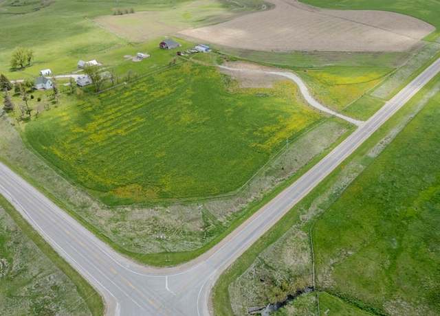 Property at 2212 Deer Run Ave, Winterset, IA 50273