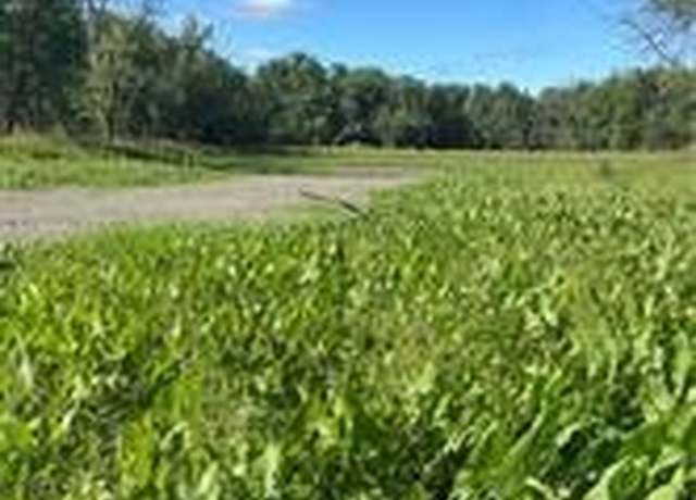 Property at 15400 Dubuque Pl, Carlisle, IA 50047