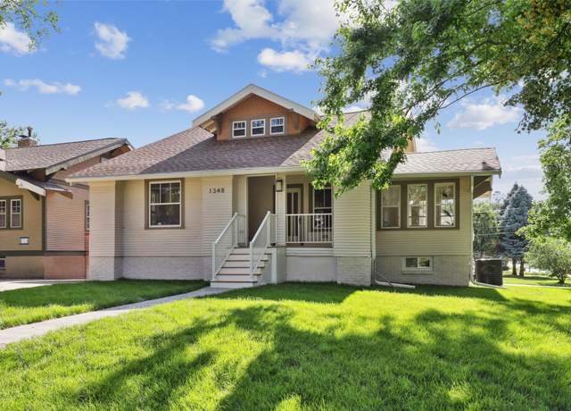 Property at 1348 42nd St, Des Moines, IA 50311, 3 beds, 2 baths
