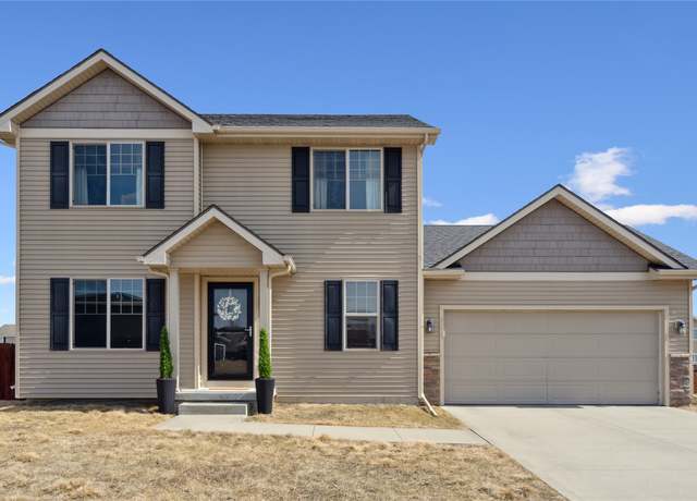 Property at 4715 NE Innsbruck Dr, Ankeny, IA 50021, 4 beds, 2.5 baths