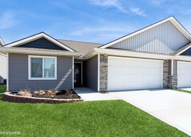 Property at 805 Cherry St NW, Bondurant, IA 50035, 2 beds, 2 baths