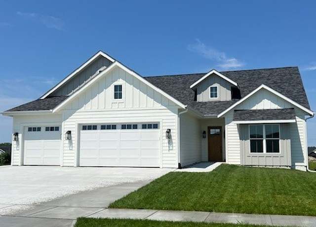 Property at 2111 Ketelsen Dr, Ames, IA 50010, 4 beds, 3 baths