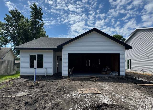 Property at 104 3rd Ave, Slater, IA 50244, 3 beds, 2 baths