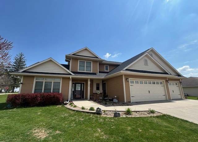 Property at 726 Country View Dr, Toledo, IA 52342, 4 beds