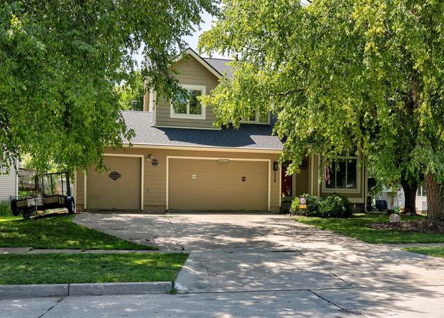 Property at 538 NW Scott St, Ankeny, IA 50023, 3 beds, 3 baths