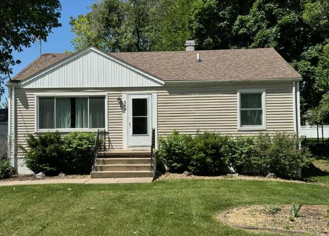 Property at 540 3rd St, Waukee, IA 50263, 2 beds, 1 bath