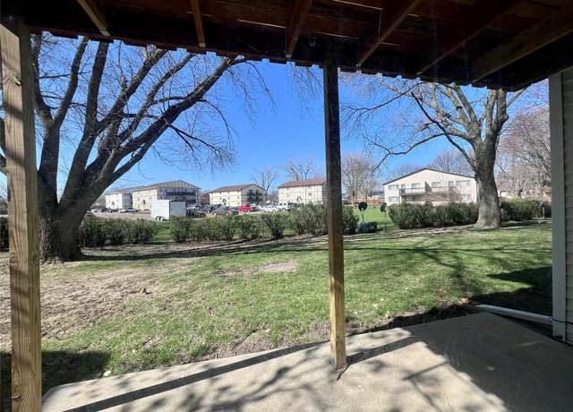 Property at 2045 NW Hickory Ln, Ankeny, IA 50023, 2 beds, 1 bath