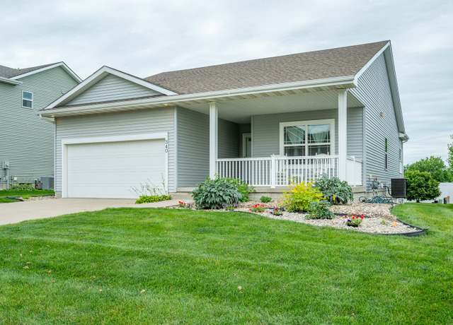 Property at 340 SE Sagewood Cir, Waukee, IA 50263, 3 beds, 2 baths
