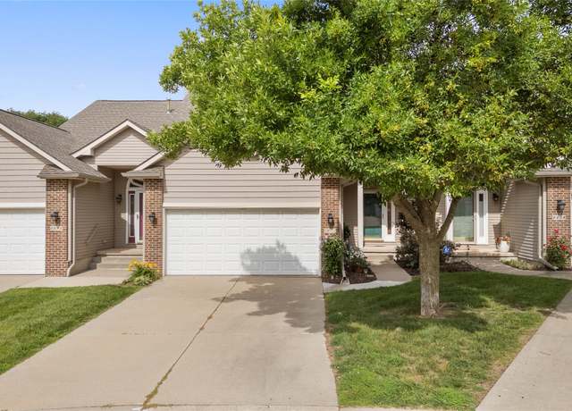 Property at 6852 NW 57th St, Johnston, IA 50131, 3 beds, 3 baths