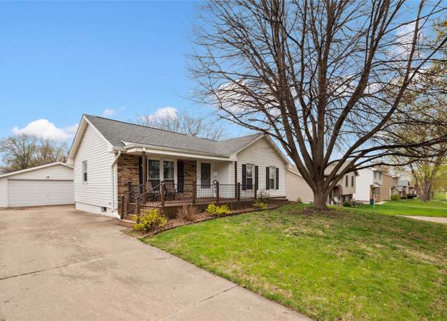 Property at 4157 Leyden Ave, Des Moines, IA 50317, 4 beds, 2 baths