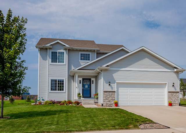Property at 4902 NW 15th St, Ankeny, IA 50023, 4 beds, 3.5 baths