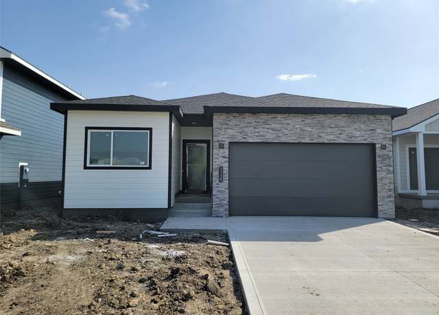 Property at 1135 NW Sproul Dr, Waukee, IA 50263, 4 beds, 3 baths