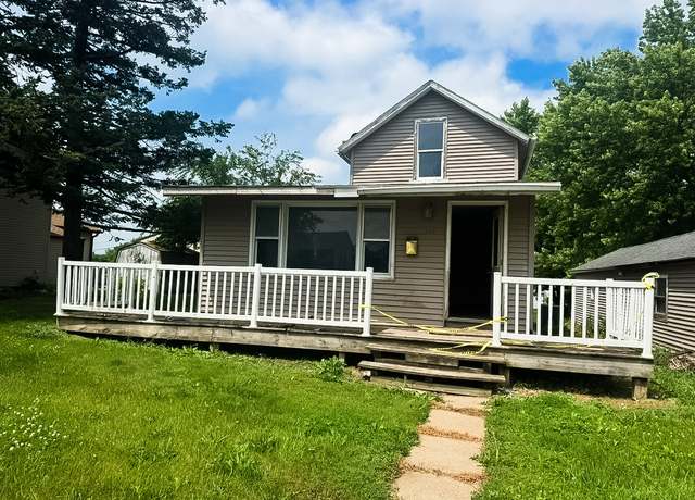 Property at 527 Spring St, Grinnell, IA 50112