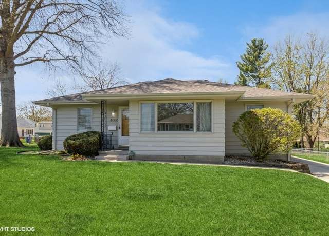 Property at 4000 36th Pl, Des Moines, IA 50310, 3 beds, 1 bath