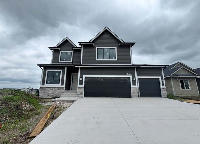 Property at 1845 Silver Maple Dr, Norwalk, IA 50211, 4 beds, 2.5 baths