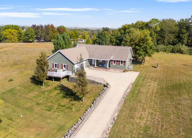 Property at 6205 Panorama Dr, Panora, IA 50216, 3 beds, 3 baths