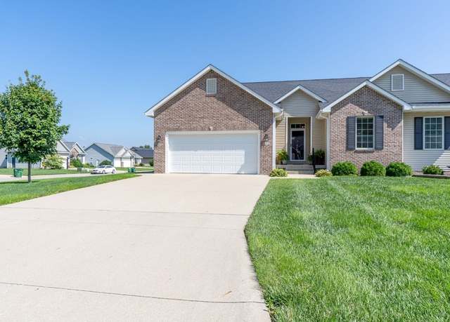 Property at 915 E Filmore St, Winterset, IA 50273, 3 beds, 3 baths