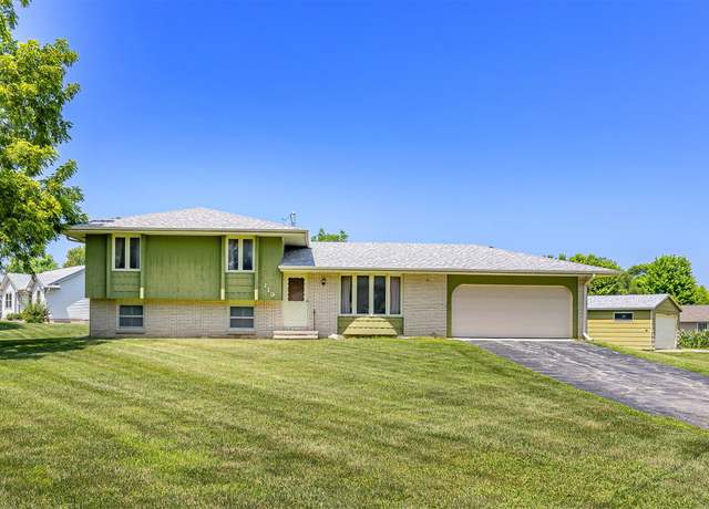 Property at 119 4th St, Cambridge, IA 50046, 3 beds, 1 bath
