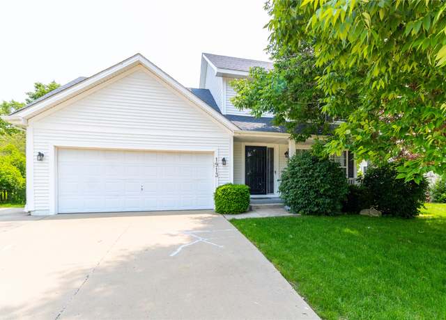 Property at 1913 NW School St, Ankeny, IA 50023, 3 beds, 2.5 baths