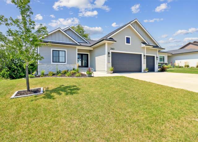Property at 2610 Adobe Dr, Waukee, IA 50263, 4 beds, 3 baths