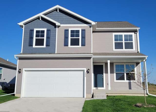 Property at 3231 10th Ave SW, Altoona, IA 50009, 4 beds, 2.5 baths