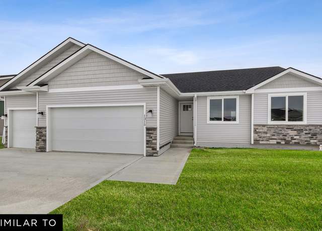 Property at 14507 North Valley Dr, Urbandale, IA 50323, 3 beds, 2 baths