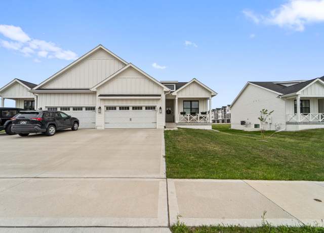 Property at 1502 NW 32nd St, Ankeny, IA 50023, 4 beds, 3 baths