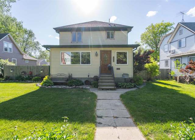 Property at 109 Benton St, Boone, IA 50036, 3 beds, 2.5 baths