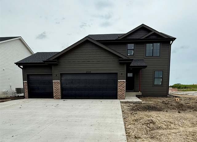 Property at 2520 NW Linwood Ct, Ankeny, IA 50023, 3 beds, 2.5 baths
