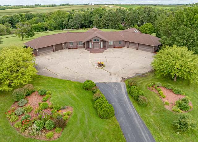Property at 2218 N John Wayne Dr, Winterset, IA 50273, 3 beds, 3.5 baths