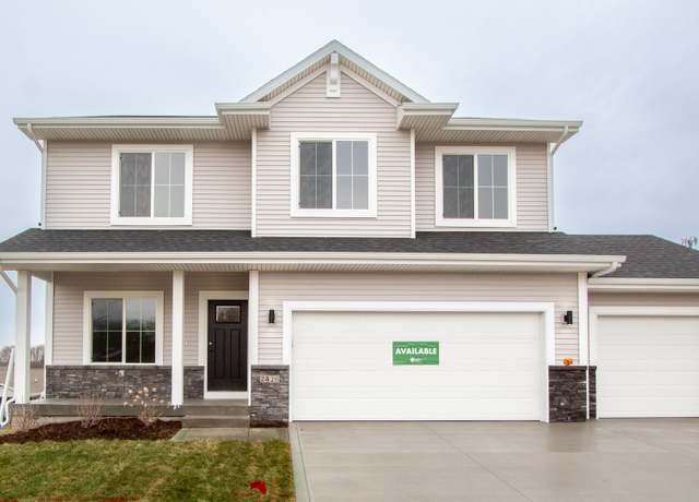 Property at 2426 E 50th Ct, Des Moines, IA 50317, 4 beds, 2.5 baths