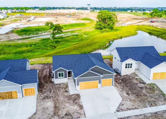 Property at 945 11th St, Waukee, IA 50263, 3 beds, 2 baths