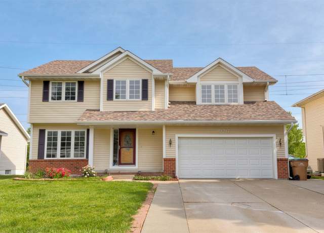 Property at 9217 Ridgeview Dr, Johnston, IA 50131, 4 beds, 2.5 baths